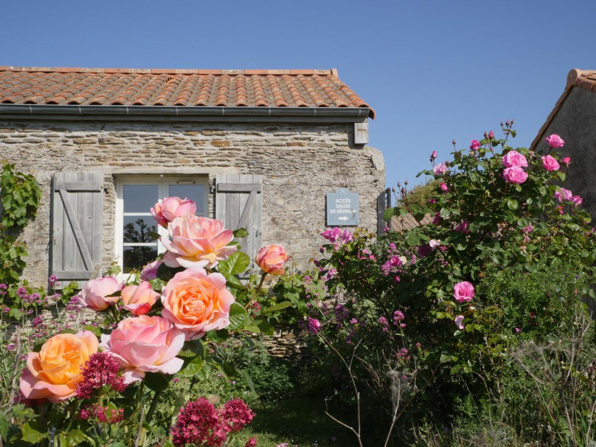 Hotel Éco-Domaine La Fontaine Pornic Exterior foto