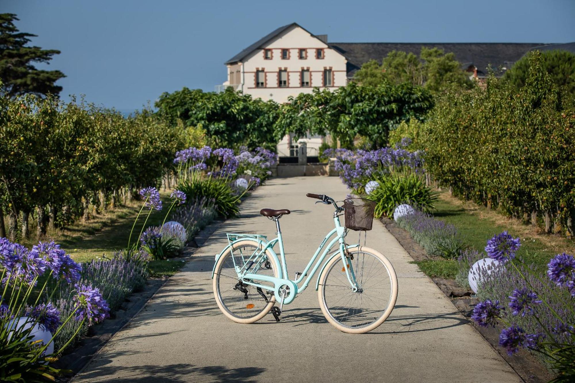 Hotel Éco-Domaine La Fontaine Pornic Exterior foto